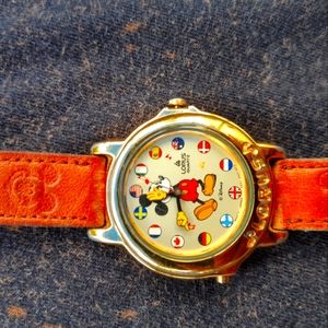 1990 Mickey Mouse watch